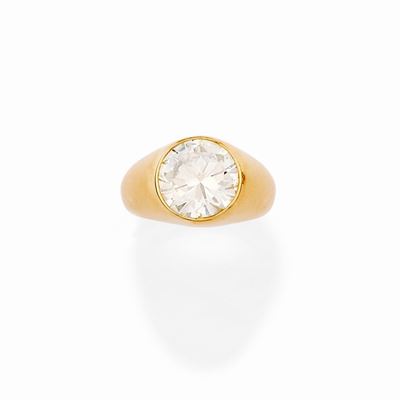 Anello con diamante, oro giallo 18k, peso 13g