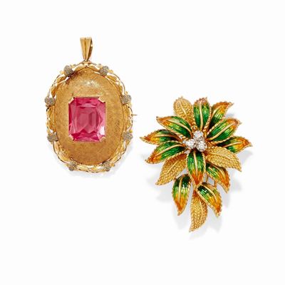 Due spille, oro bicolore 18k con pietre preziose