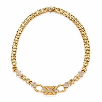 Collana in oro giallo 18k con inserti geometrici in diamanti