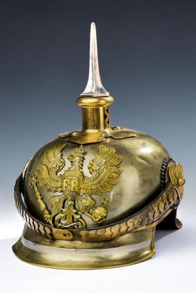 Pickelhaube da Ufficiale dei Corazzieri, Composito