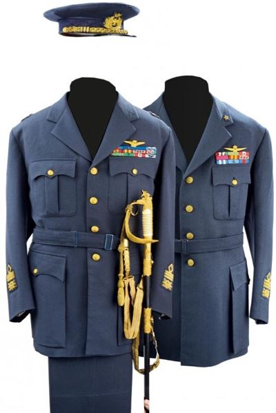 Uniformi, Berretto e Spada del Generale Francesco Pricolo (1891-1980)