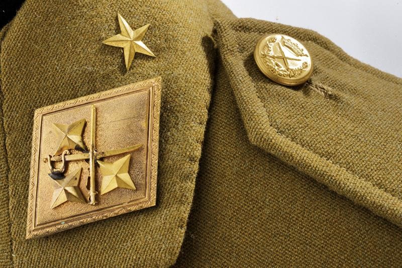 Uniforme da Tenente Generale Dell'esercito di Terra