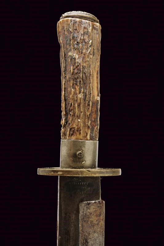 Coltello di Tipo Bowie