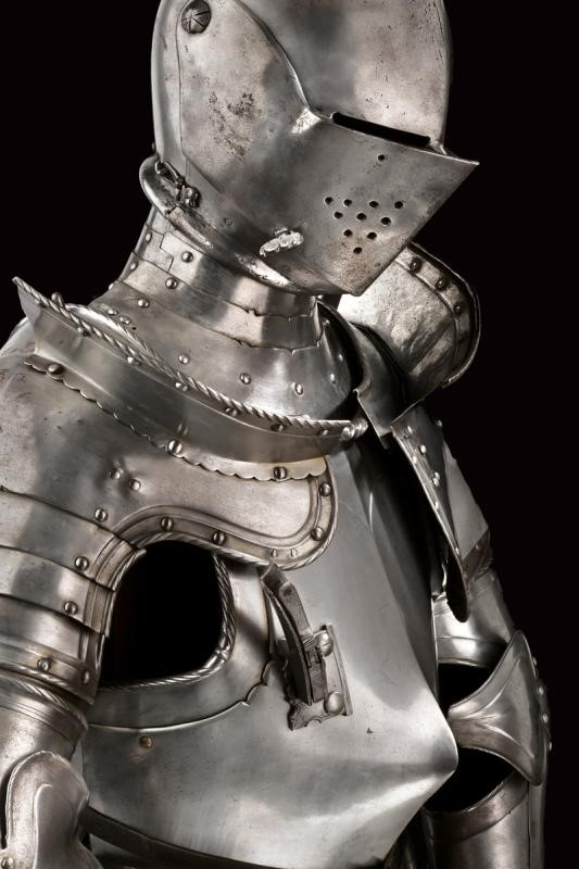 Importante Armatura da Uomo D'arme