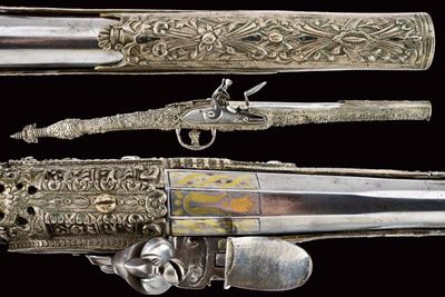 Eccezionale Pistola a Pietra Focaia in Stile Roka in Argento