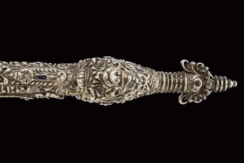 Eccezionale Pistola a Pietra Focaia in Stile Roka in Argento