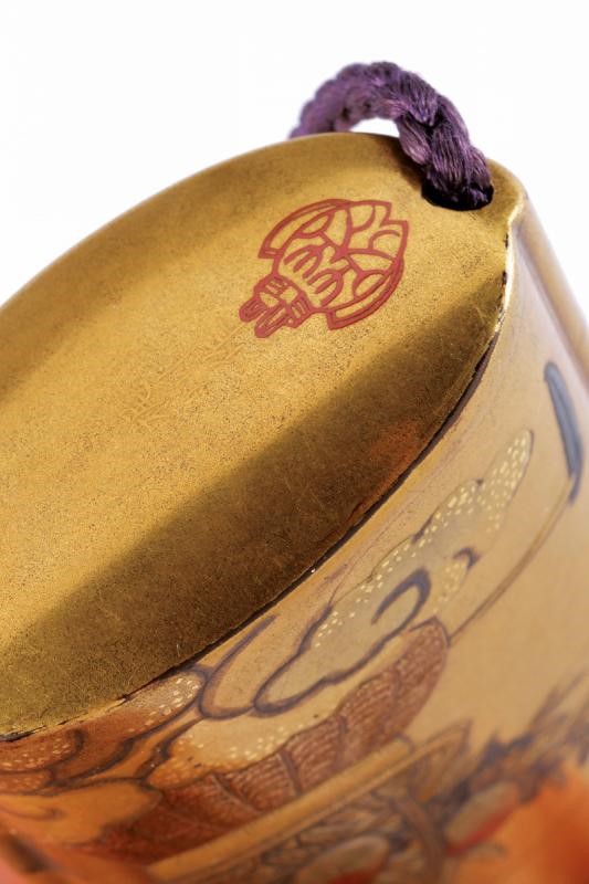 Elegante Inro Firmato Kajikawa e con Kakihan