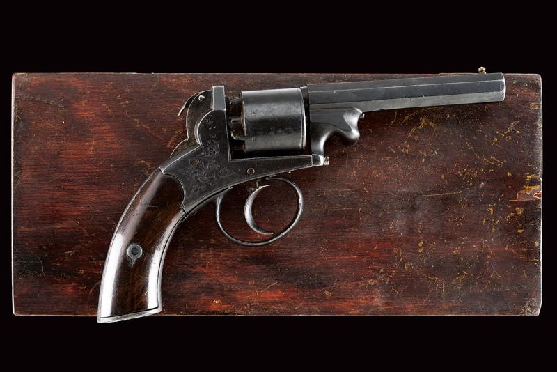 Raro Revolver a Luminello