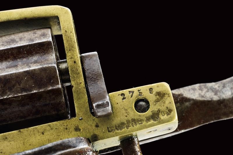 Raro Revolver Apache a Spillo di Dolne