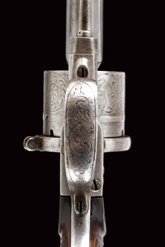 Raro Revolver Dumonthier a Spillo con Coltello