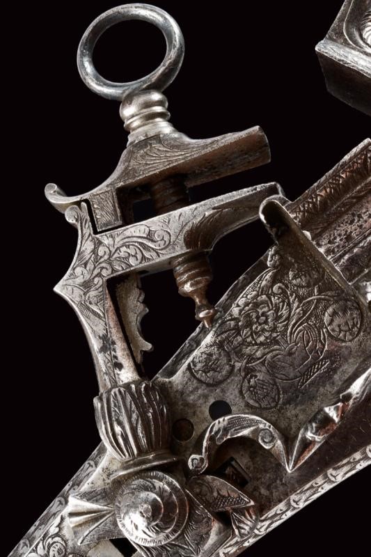 Grande e Elegante Batteria a Pietra alla Romana