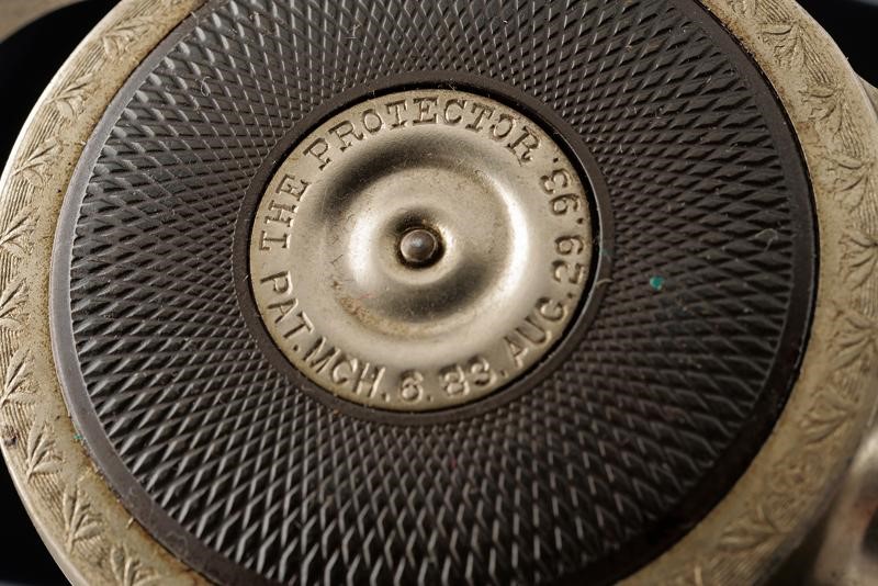 Rara Pistola da Palmo Chicago Firearms Co. "the Protector"