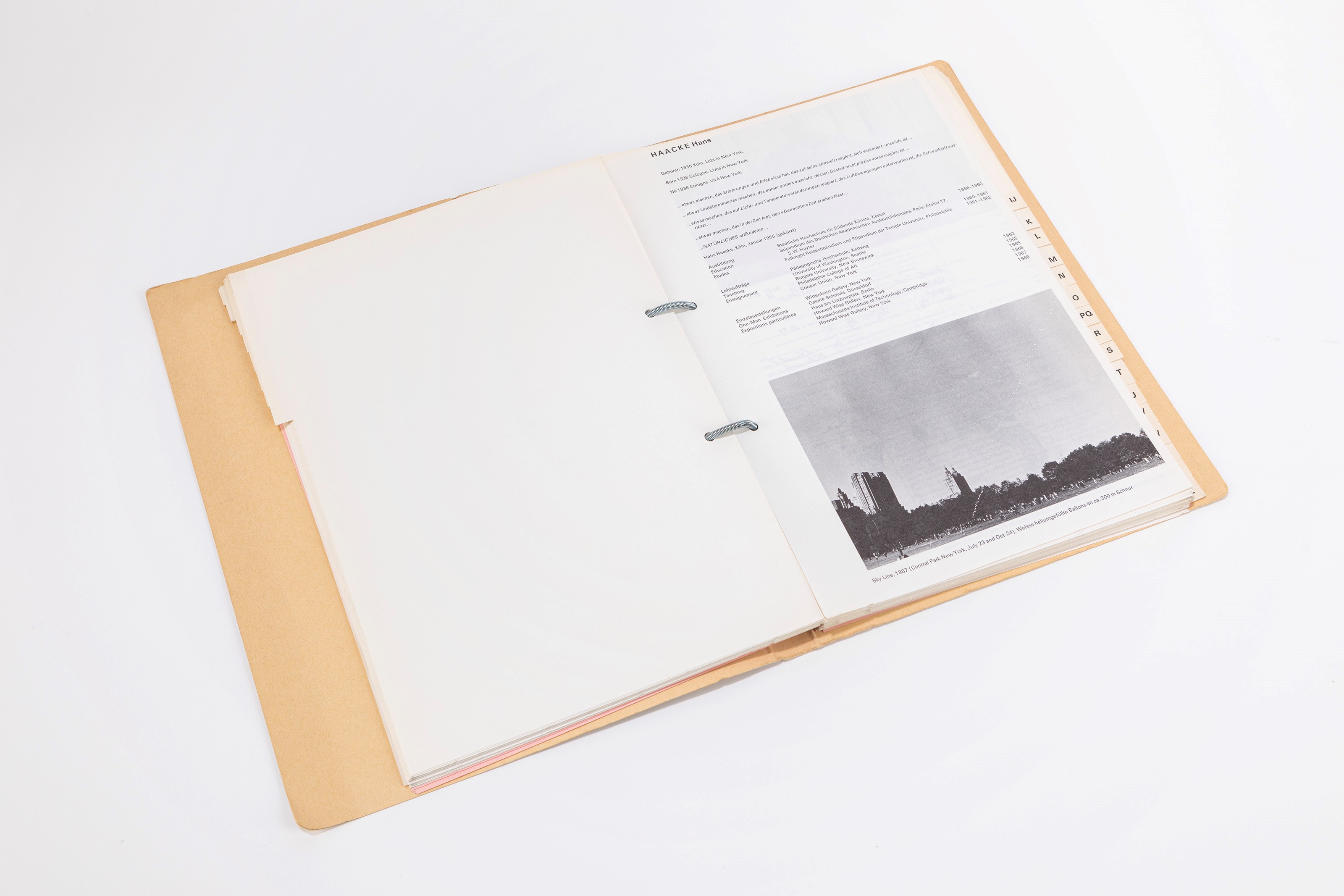 Catalogo della mostra, When attitudes become form. Works-Concepts-Processes-Situations-Informatio...