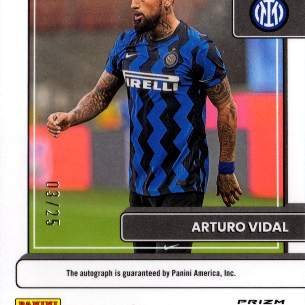 Arturo Vidal - Card autografata Panini Donruss Red Signature Series 3/25