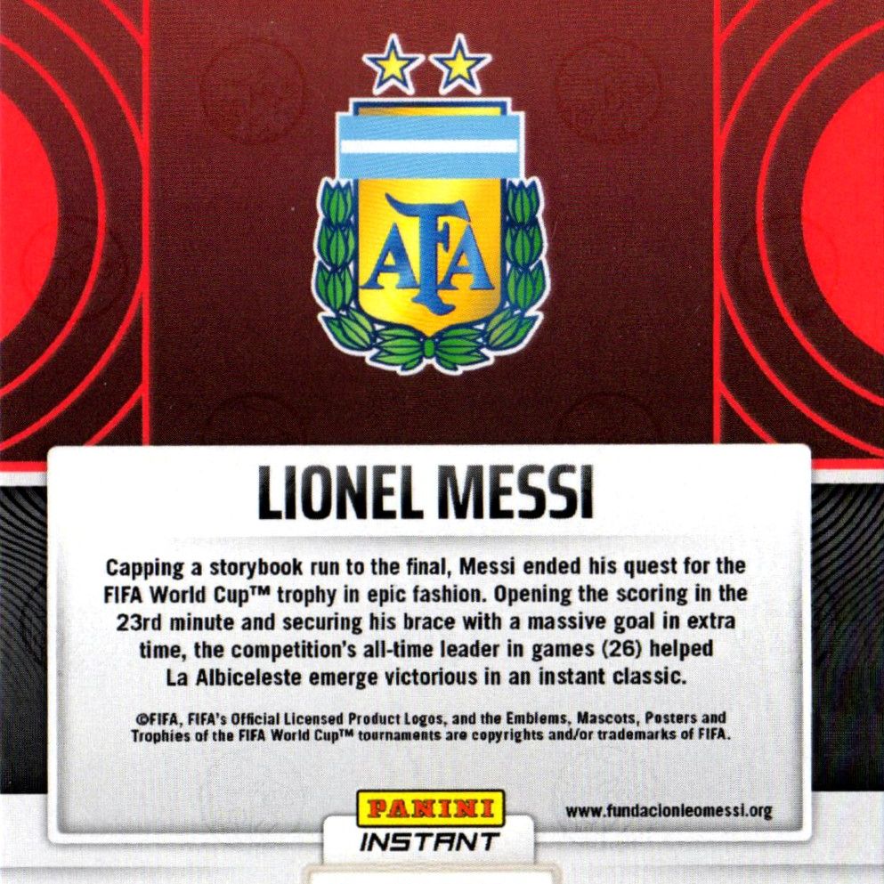 Lionel Messi - Carta 118 della Panini Instant FIFA W/C 2022 Qatar Champion