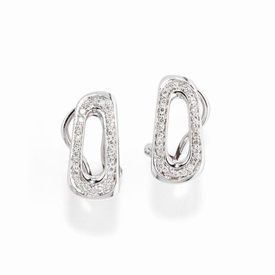 Orecchini in oro bianco 18k con diamanti taglio brillante