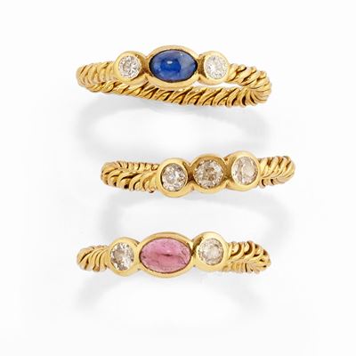 Tre Anelli, oro giallo 18k con zaffiro, tormalina e diamanti