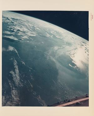 Gemini XI Earth sky view