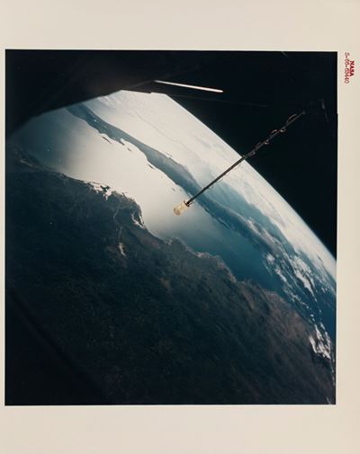 Gemini XII Earth Sky View