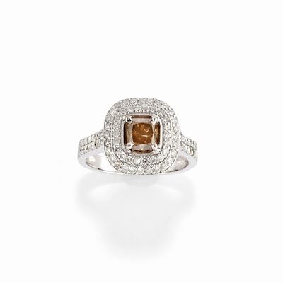 Anello con diamante brown, oro bianco 18k