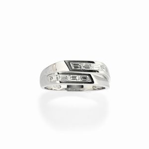  - Anello con diamanti
