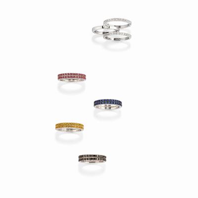 Sei anelli scomponibili in oro bianco 18k con diamanti e zaffiri