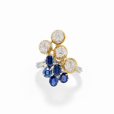 Anello con zaffiri e diamanti, oro bicolore 18k