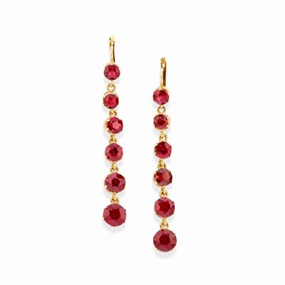 Orecchini pendenti in oro rosa 18k con granati sfaccettati