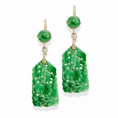 Orecchini pendenti, oro bicolore 18k con inserti in giada e diamanti