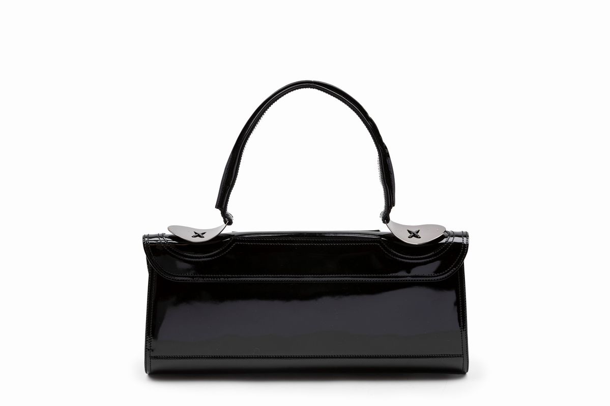 Fendi - Borsa in vernice nera con interno in tessuto e suede