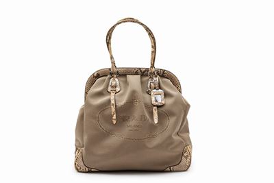 Borsa in tela color kaki con manici in pelle esotica