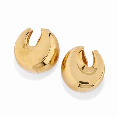 Orecchini, oro giallo 18k, collezione 'Pirouette'