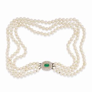 Pearl necklace