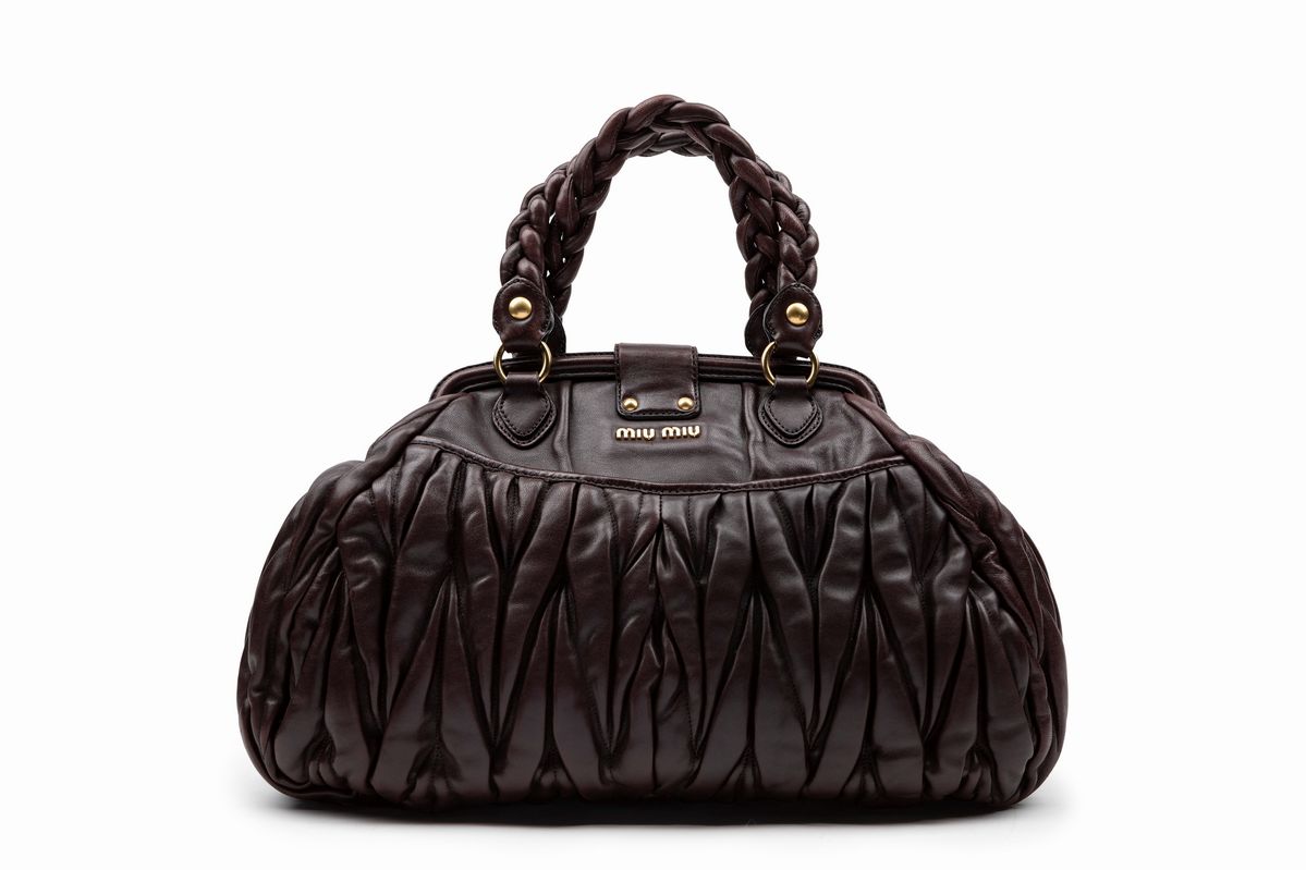 Miu Miu - Borsa Coffer in pelle goffrata matelassé color prugna