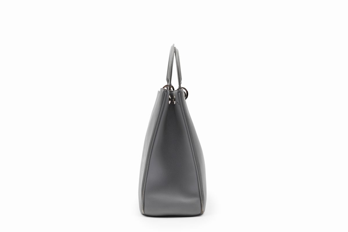 Borsa Diorissimo Tote in pelle grigia