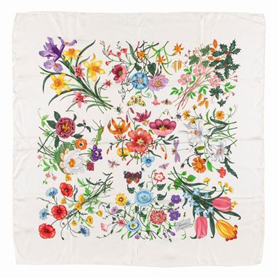 Foulard Flora in seta su fondo bianco