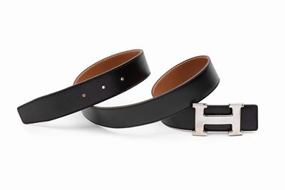 Cintura in pelle bicolore nera e marrone con fibbia in metallo, 1998