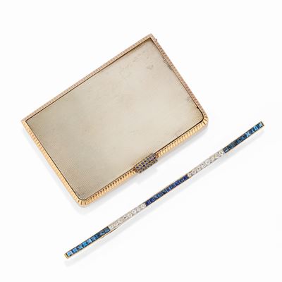 Spilla a barretta e tabacchiera in oro giallo 18k e argento 925
