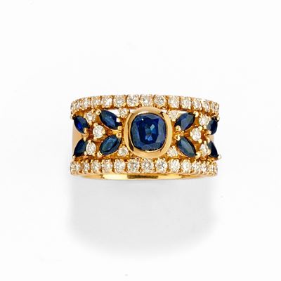 Anello in oro giallo 18k con zaffiri e diamanti