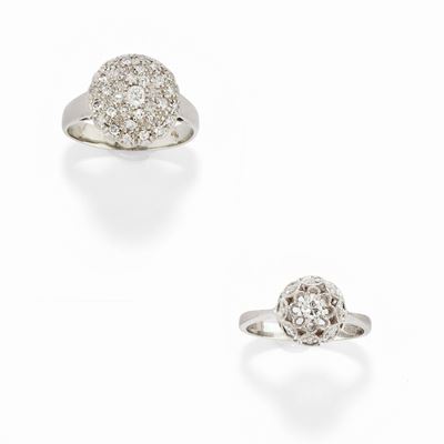 Due anelli in oro bianco 18k con diamanti taglio brillante, vecchio e huit-huit