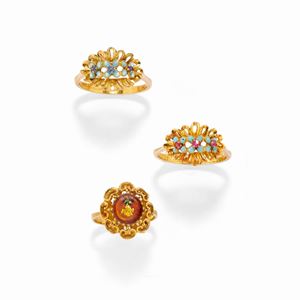 Tre anelli con smalto