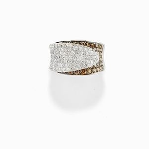 Anello in oro bianco 18K