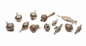 Dodici decorazioni natalizie