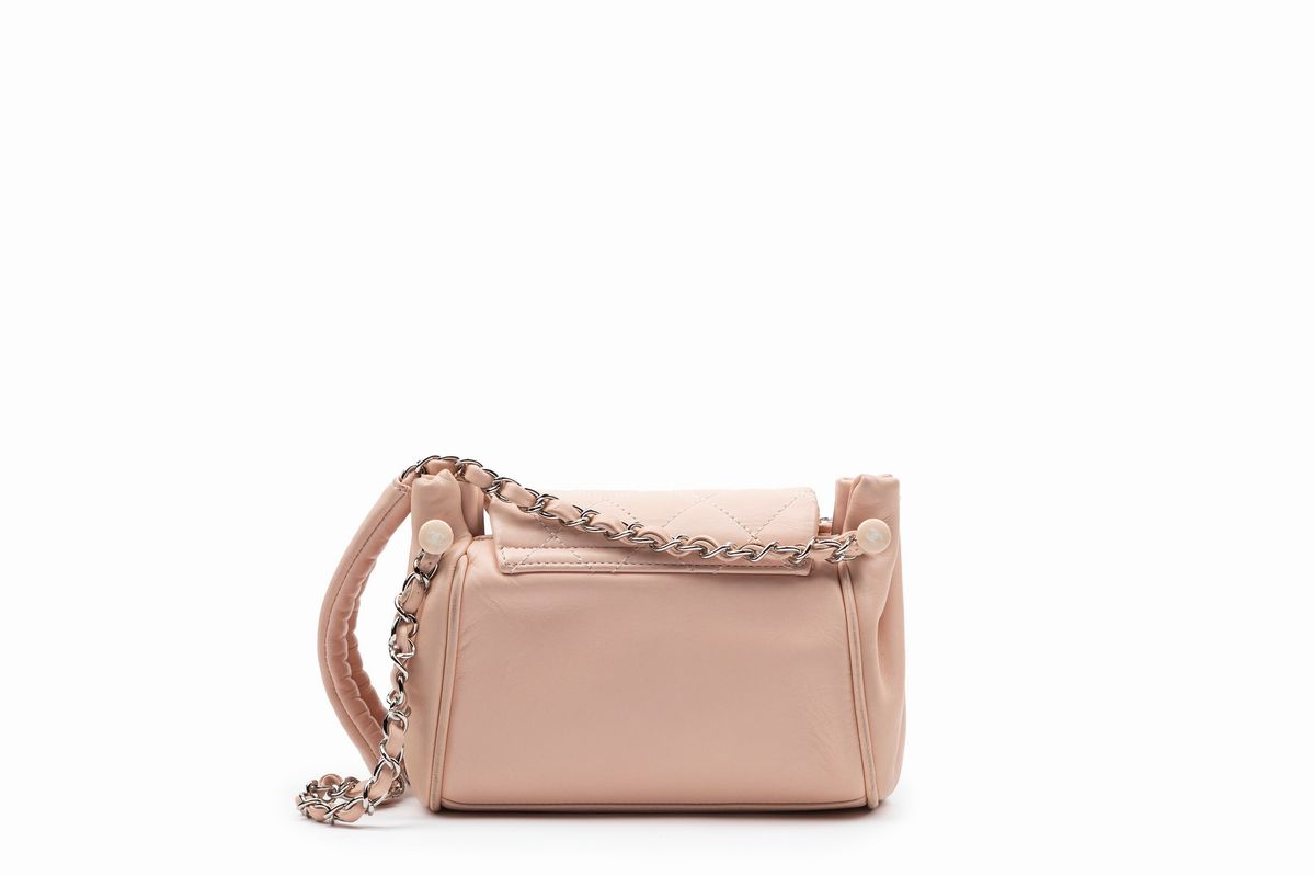 Chanel - Borsa in pelle color rosa cipria, 2004