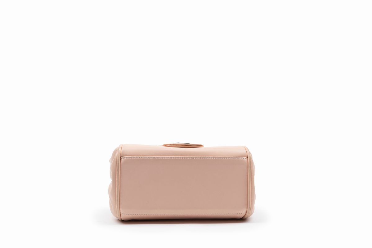 Chanel - Borsa in pelle color rosa cipria, 2004