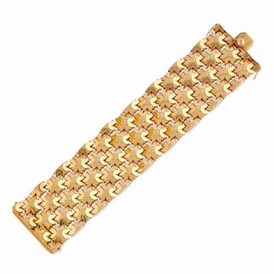 Bracciale in oro giallo 18k con decoro floreale, circa 1950