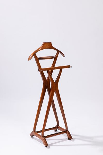 Servomuto in legno con dettagli in ottone