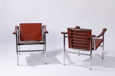 Le Corbusier, Due poltroncine modello LC1 in metallo cromato e cuoio