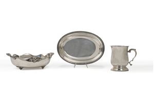 Two silver bowls and a tankard