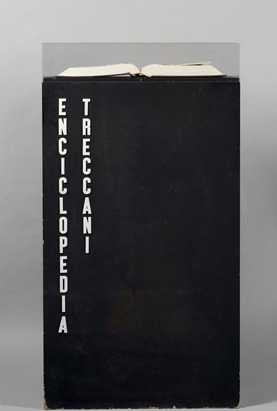 Enciclopedia Treccani Volume VII (La Incinta), china su libro in box di legno e plexiglass